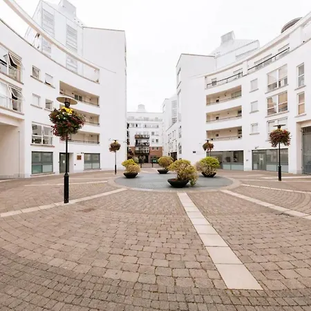 Spacious & 1bd Flat - Smithfields アパート ダブリン